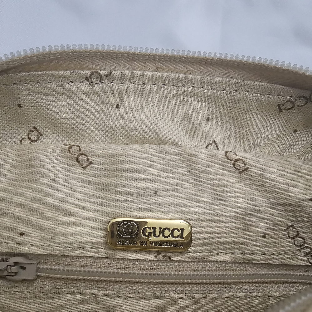 Vintage GG Crossbody Bag - Picture 6 of 9